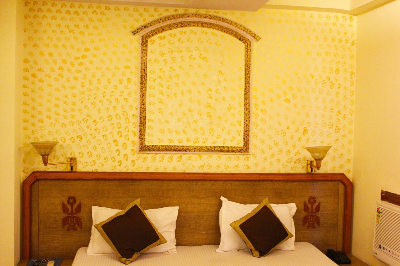Hotel Goyal Jaipur Extérieur photo