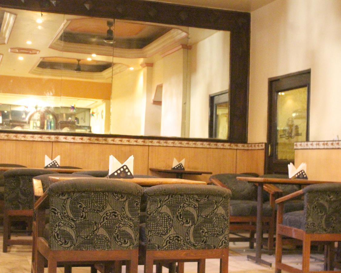 Hotel Goyal Jaipur Extérieur photo